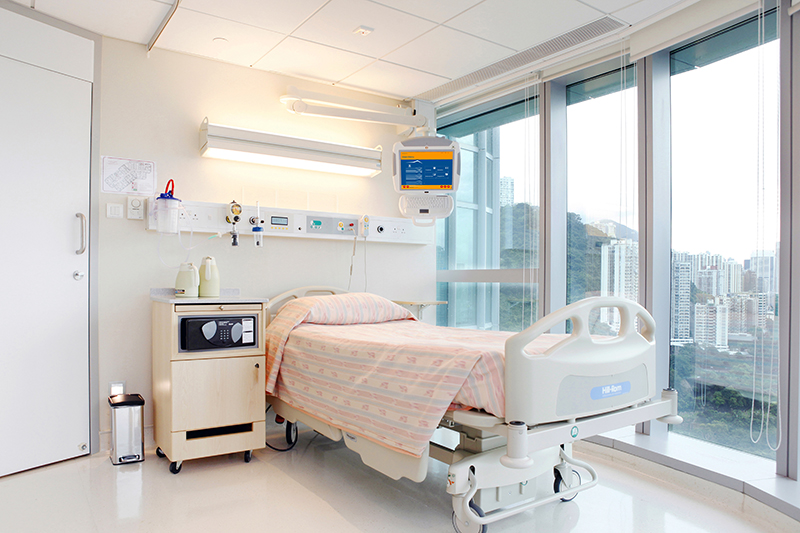 手術治療：比較香港醫療體系下13間私家醫院常見手術治療費用及套餐價錢！